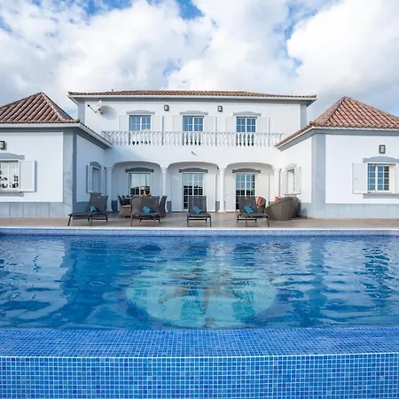 Villa Casa Limoeiro, Solteiras, Near *