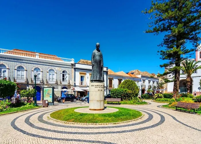 Casa Limoeiro, Solteiras, Near