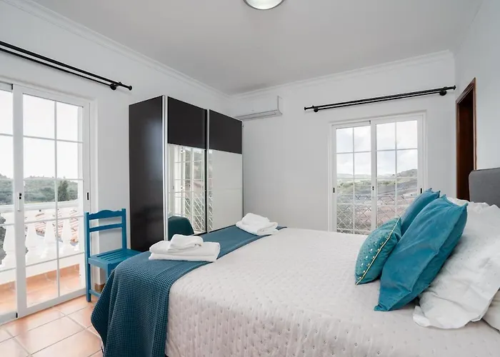 Villa Casa Limoeiro, Solteiras, Near