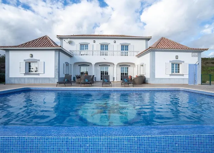 Villa Casa Limoeiro, Solteiras, Near *
