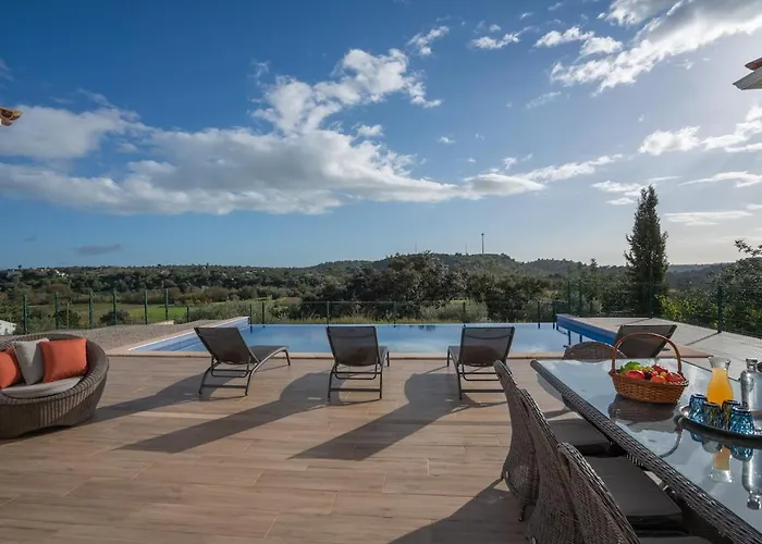 Villa Casa Limoeiro, Solteiras, Near